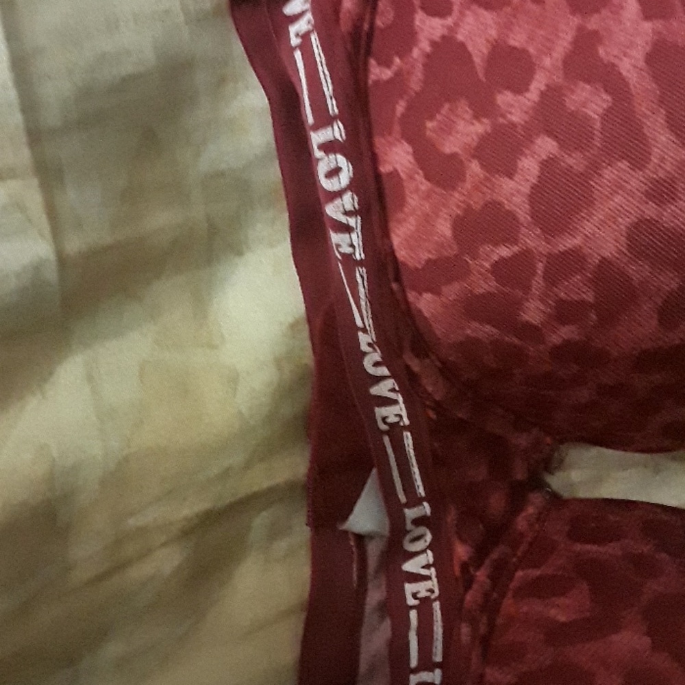 Leopard print bra 36B - Picture 2 of 3